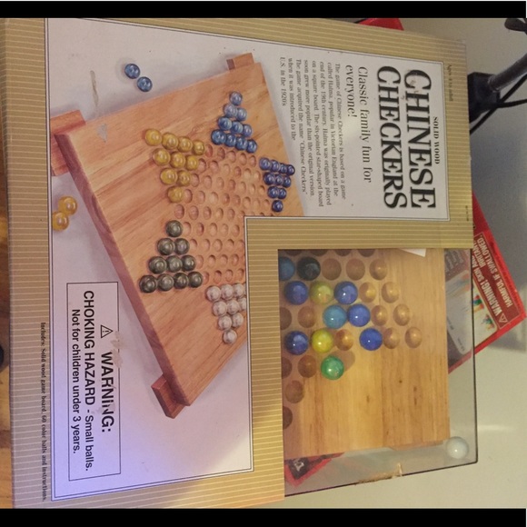 Chinese Checkers - Picture 2 of 3